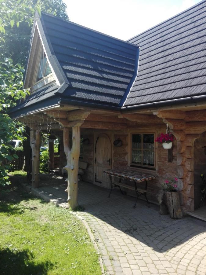 Дома для отпуска Domek Góralski W Ogrodzie Мале-Цихе-35
